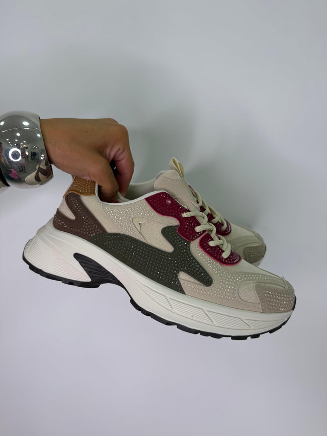 Sneakers Island Hover Image