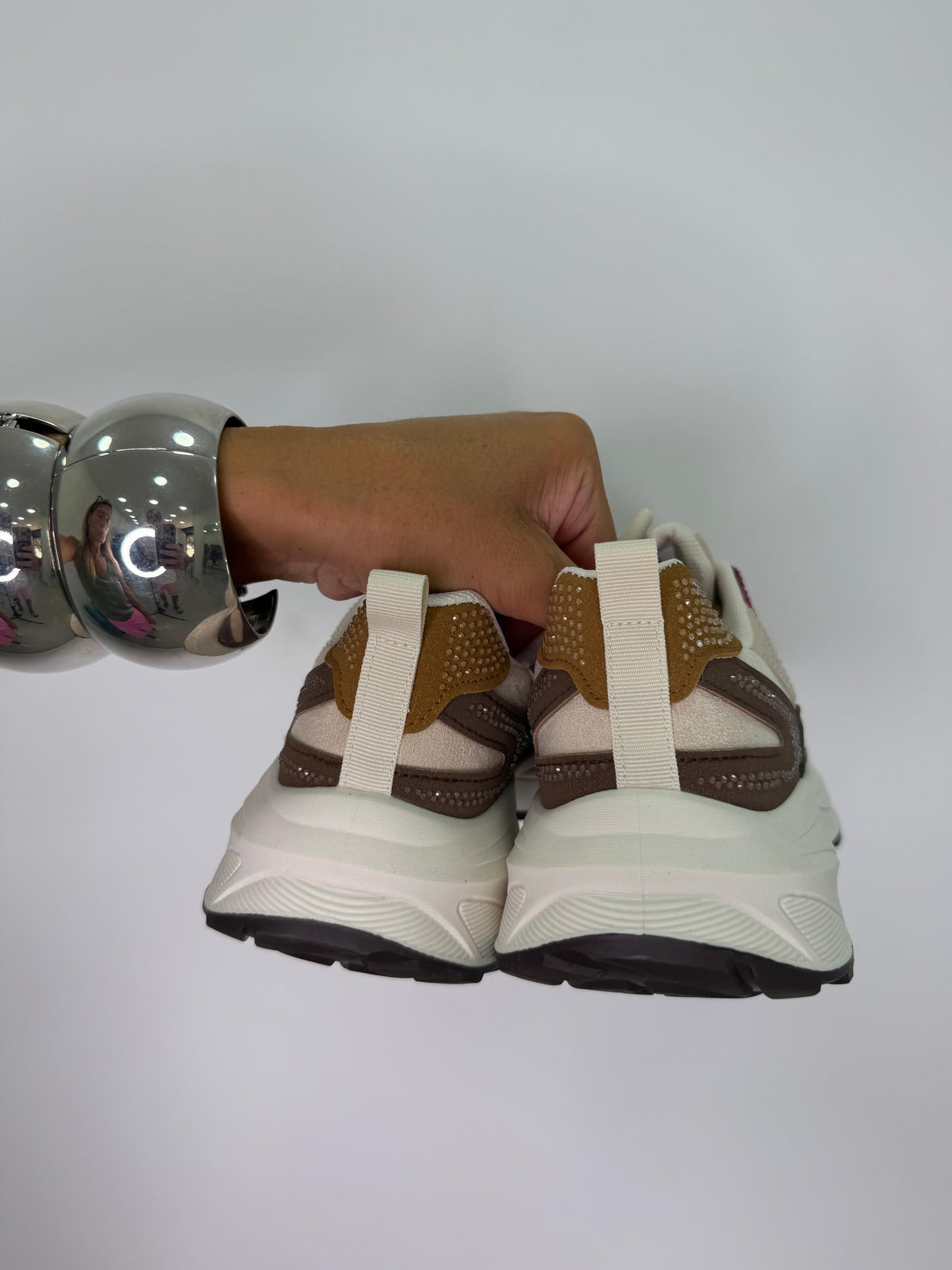 Sneakers Island